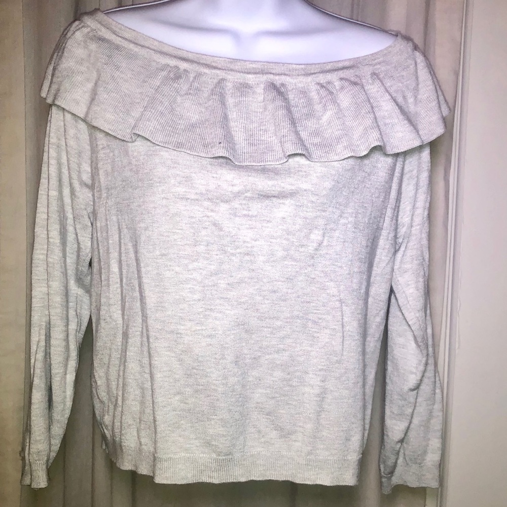 REALLY cute DIVIDED off shoulder top